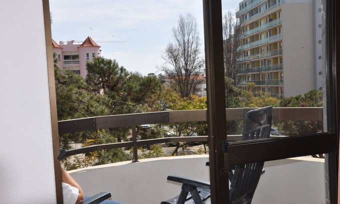 Vila Real Santo Antonio Apartment | MONTE GORDO - Spacious T2, by the beach (MEO TV/WiFi) AND AIR CONDITIONING