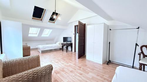Itzehoe Apartment | Monteur Unterkunft in Itzehoe freistehendes Haus mit Keller & großem Außenbereich