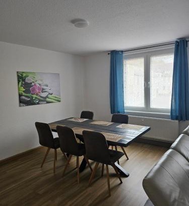 Frankleben Apartment | Monteurs- & Gästewohnungen nähe Raffinerie Leuna & Geiseltalsee für 4Personen