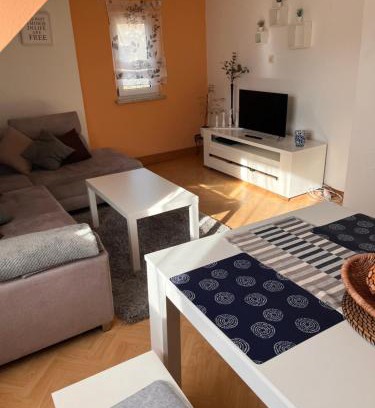 Hummeltal Apartment | Monteurwohnung bei Bayreuth 4 Zimmer nur 6 Min zur Autobahn A9, Ruhige Lage, Parkplatz