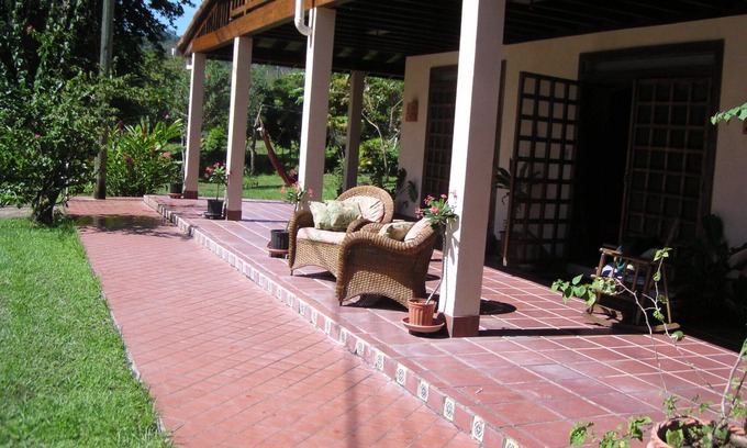 Montezuma House | MONTEZUMA BEACH HOUSE WITH POOL & BBQ JUST MINUTES BY FOOT FROM TOWN