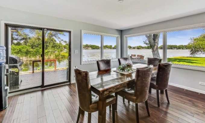 Ingleside House | Monthly and Seasonal Luxury Lakefront 5 bed 5.5 bath Estate with Private Beach