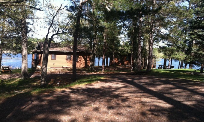 Danbury Cabin | Monthly Lakeside Retreat Cabin