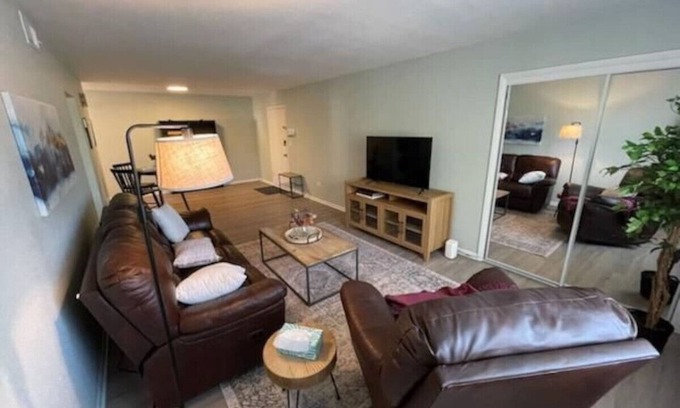 Lakewood Apartment | Monthly Oasis Cozy One-Bed Haven - Lakewood