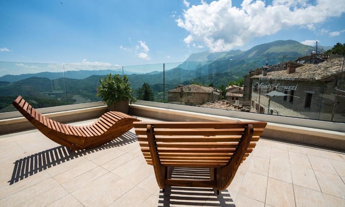 Montemonaco Hotel | Monti Azzurri