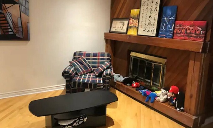 Cote-Saint-Paul Apartment | Montreal Living Entire Apartment w/parking - 10 from Downtown