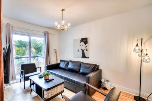 Longue-Pointe Apartment | Montreal Traveler's Home! Vintage & Value 2BR apt!