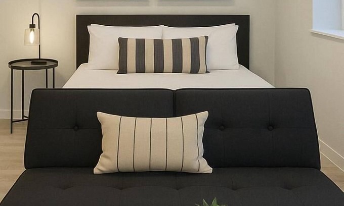 Buena Park Apartment | Montrose Studio:Your Uptown Base