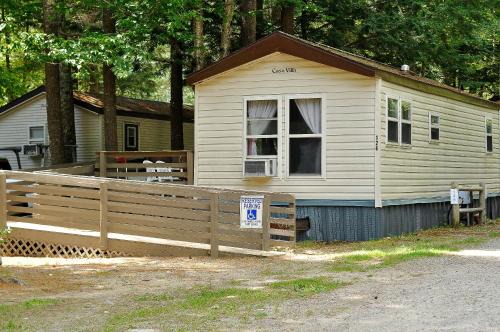 Moody Resort | Moody Beach Camping Resort Wheelchair Accessible Cottage