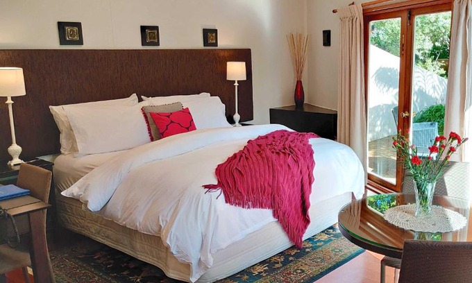 Kerikeri Bed & Breakfast | Moon Gate Villa