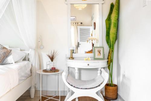 Nyuh Kuning Apartment | Moon & Honey villa