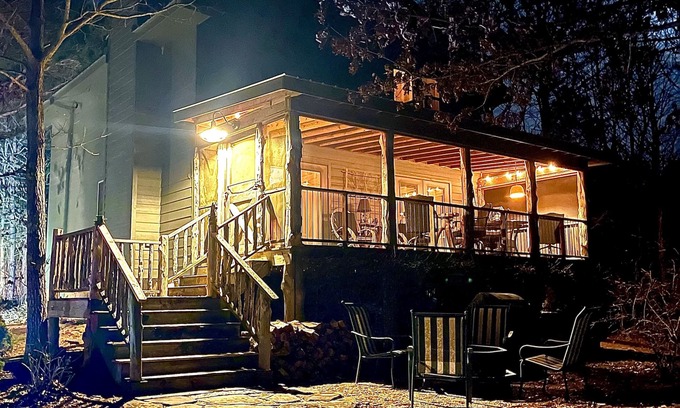 Menlo Cabin | Moon Lake Lodge mountain getaway