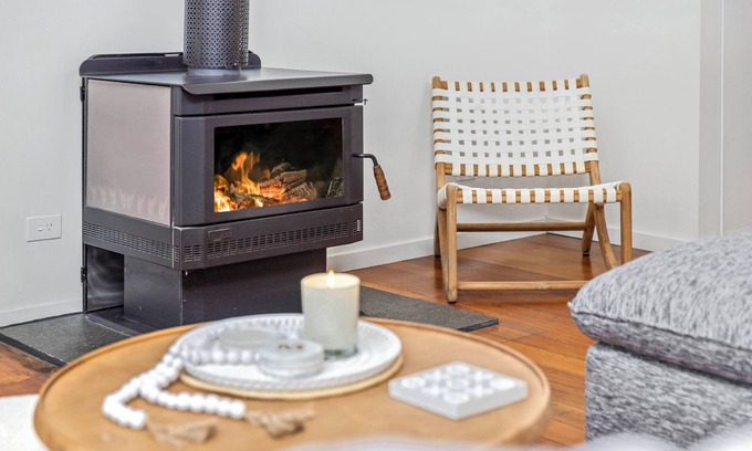Blairgowrie House | Moonah Retreat, family and pet friendly, close to both Ocean beaches and the Bay