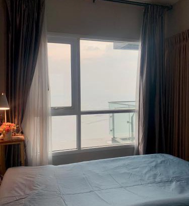 Si Racha Apartment | Moondust room