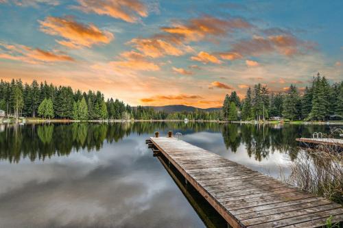 Fall City House | Moonlight Cottage at Lake Alice