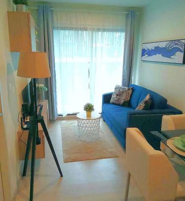Khlong Toei Apartment | Moonlight Goddess