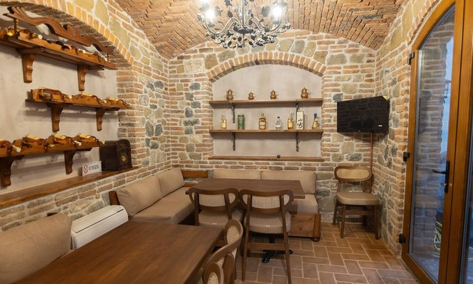 Korce Hotel | Moonlight Serenade
