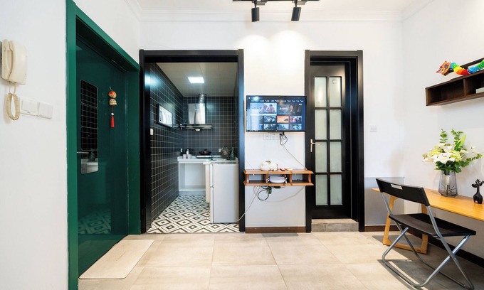 Downtown Shanghai House | moonlighthomestay