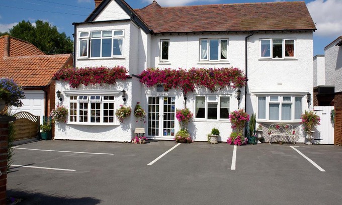 Frampton on Severn House | Moonraker House