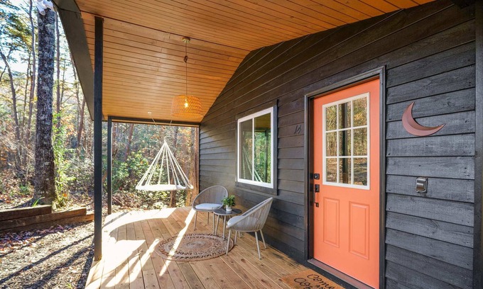 Ellijay Cabin | Moonrise Retreat with Spa, Fire Pit, 8 min to Town