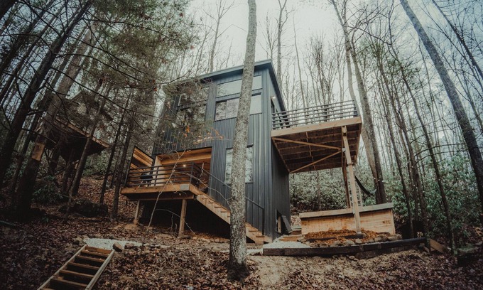 Stanton Cabin | Moonshadow: A New Modern Getaway to Rest, Relax and Enjoy The Forest