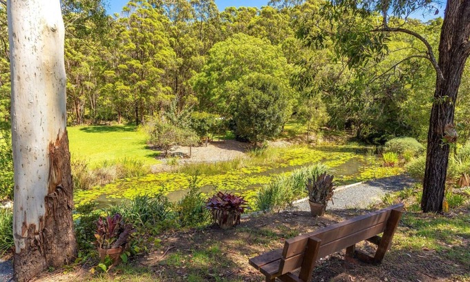 Tallwoods Village House | Moor Creek Cottage: A Serene Family Retreat