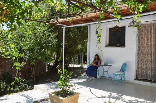 Petalidi Apartment | Moorea Country Houses