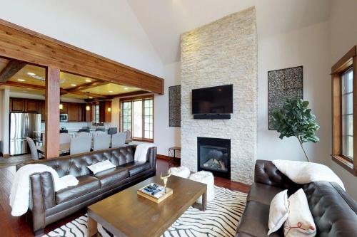 Big Sky House | Moose Hill 59