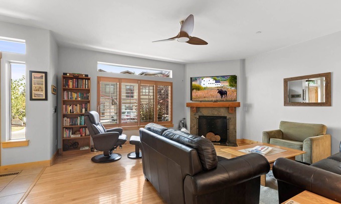 Bear Hollow Village House | Moose Mgmt at Bear Hollow 5545: Pvt Hot Tub, BBQ, Clubhouse, Parking