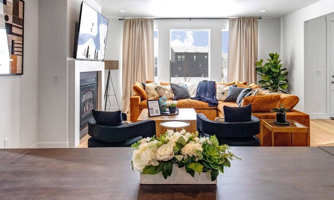 Park City House | Moose Mgmt at Silver Creek Village 6635: Private Hot Tub-FOUR King Bedrooms w/En