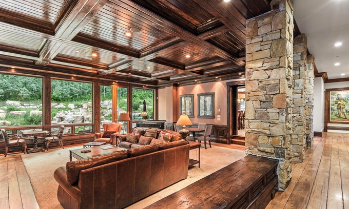 Park City House | Moose Mgmt at White Pine 129: Pvt Estate-Pvt HotTub & Home Theater-Mountain view