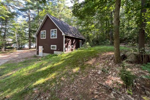 South Casco House | Moose & Red Fox Retreat