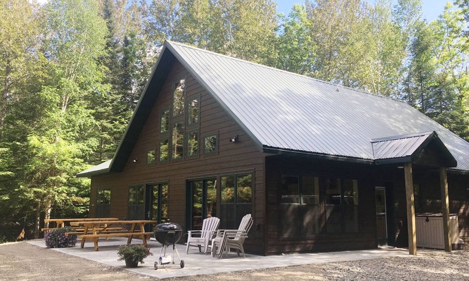Ely Cabin | Moose Track Adventures Resort