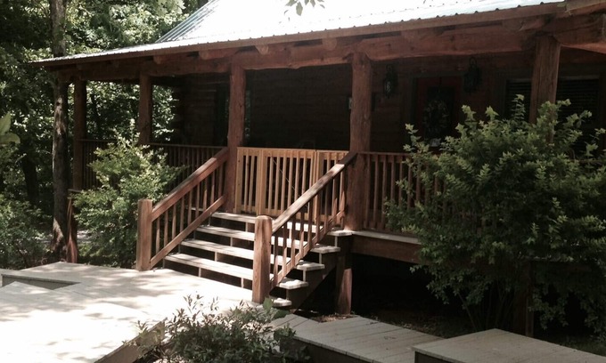 Rising Fawn Cabin | Moose Tracks Lodge on Johnson Lake- Gated Community-Cabin has Hottub