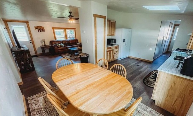 Shawano House | Mooseyard Lodge