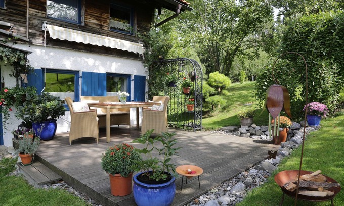 Unterallgau Apartment | Moosmühle Allgäu I Ruhige Lage mit Kamin & Saunahäuschen