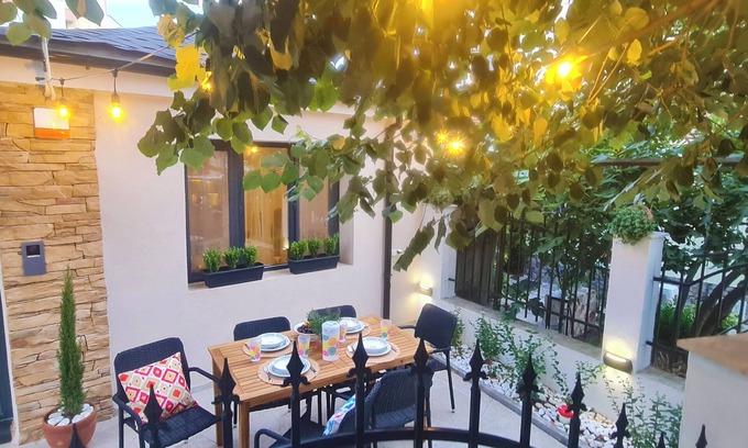 Varna House | Morava 1 - Your Holiday HOME Conveniently Located in Varna @ Asparuhovo Beach