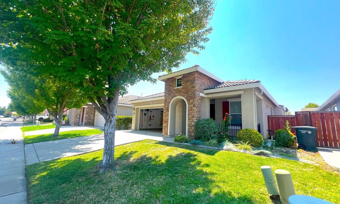 North Natomas House | Moreno Homes.