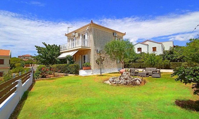 Kaligata Villa | Moriana Stone Villa, panoramic view and garden