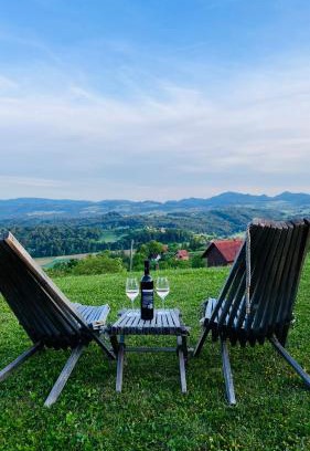 Podcetrtek Apartment | Morning coffee w a view :)