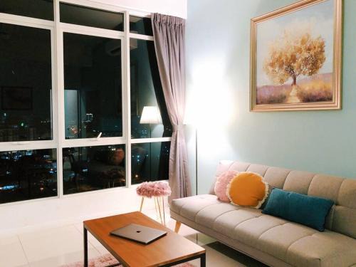 Kampung Sembulan Baru Apartment | Morning Tiffany/Opposite IMAGO/KK City Center