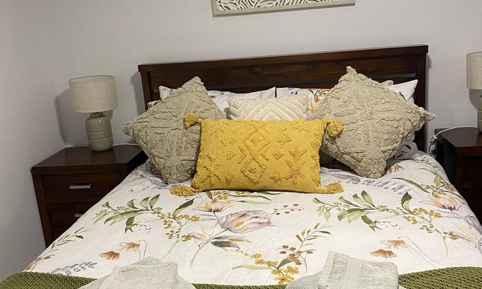 Hay Apartment | Morro’s Place - Walking Distance to Main Street- Included Continental Breakfast