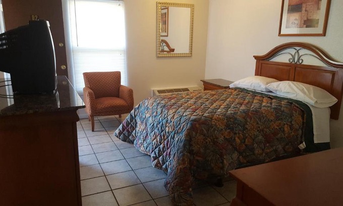 Miller Beach Apartment | Mosley