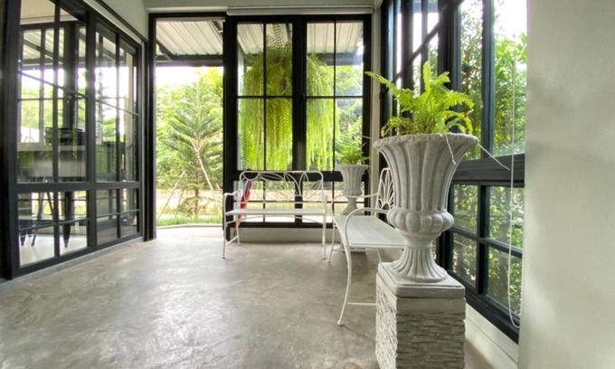 Phitsanulok Hotel | Mosstel