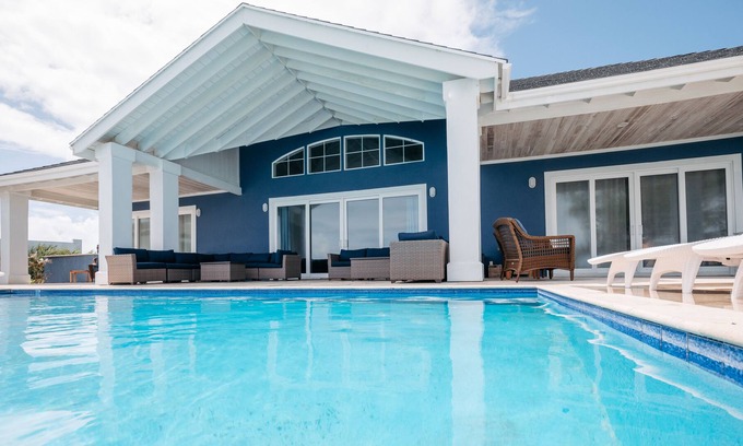 Great Exuma House | Most 5 Stars on the Island! Extremely Private on Sandy Beach...Stunning!