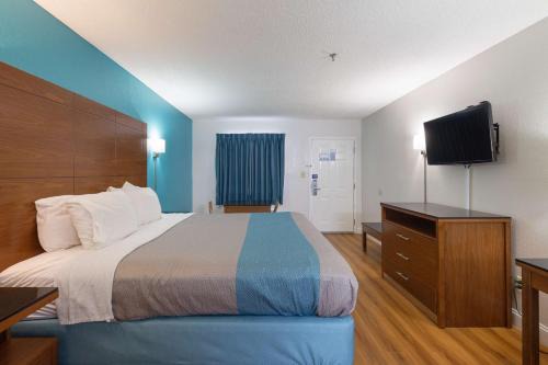 Albany Hotel | Motel 6-Albany, GA