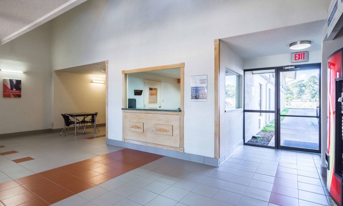 Caddo Valley Hotel | Motel 6 Arkadelphia, AR