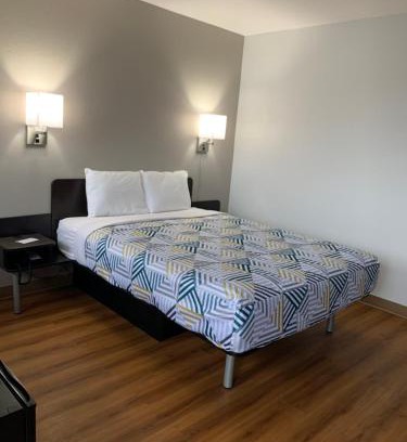 Dayton Hotel | Motel 6-Dayton, OH