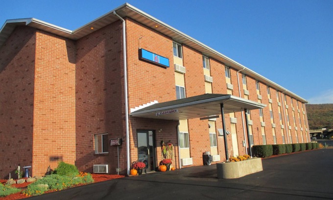 Sybertsville Hotel | Motel 6 Drums, PA