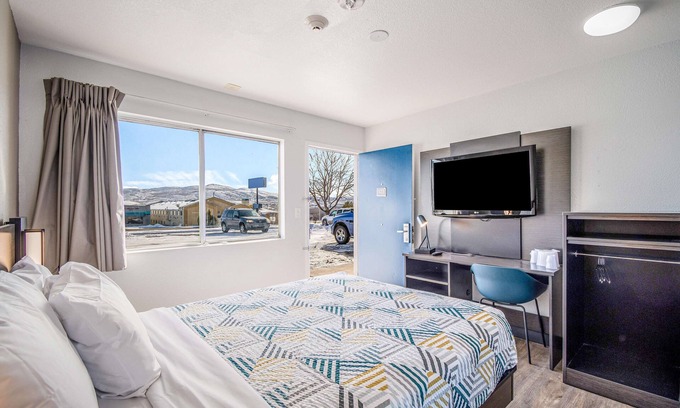 Elko Hotel | Motel 6 Elko, NV